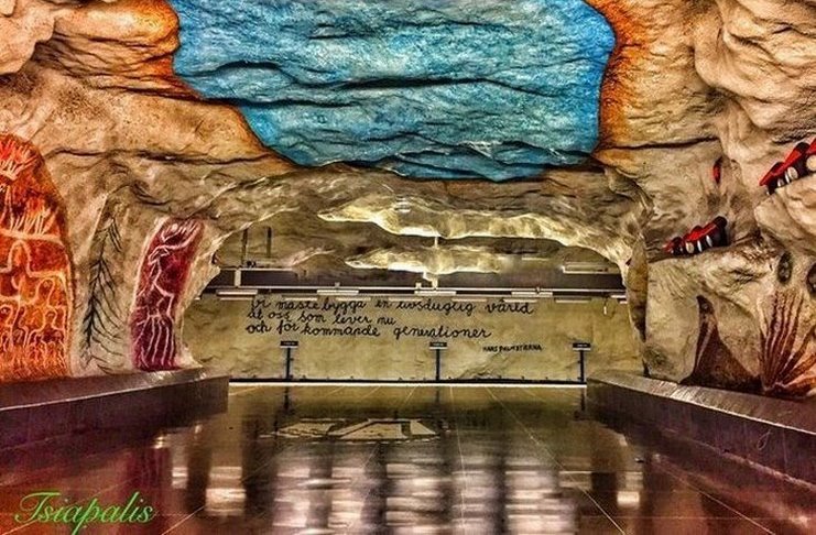 Ο Γιάννης Ρίτσος «κοσμεί» το ασύλληπτης ομορφιάς μετρό της Στοκχόλμης 